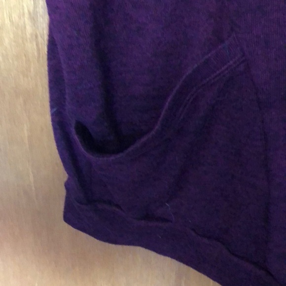 Cowl neck pocketed sweater - Picture 3 of 5